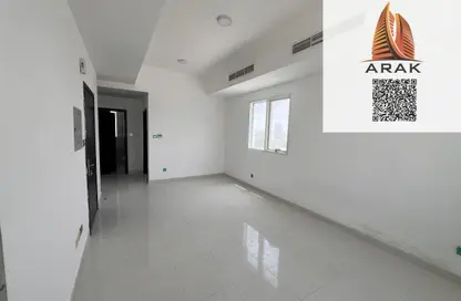 Apartment - 1 Bedroom - 1 Bathroom for rent in Corniche Tower - Ajman Corniche Road - Ajman