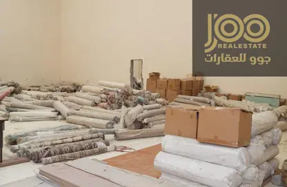 Warehouse - Studio for rent in Umm Al Thuoob - Umm Al Quwain