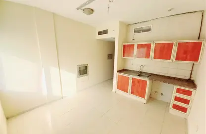 Apartment - Studio - 1 Bathroom for rent in SG Muwaileh Building - Muwaileh - Sharjah