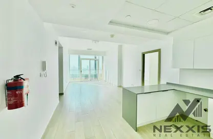 Apartment - 3 Bedrooms - 3 Bathrooms for rent in BLOOM TOWERS A - Bloom Towers - Jumeirah Village Circle - Dubai