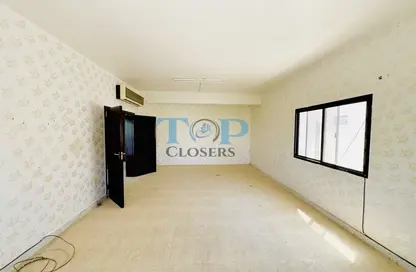 Apartment - 4 Bedrooms - 3 Bathrooms for rent in Al Ameriya - Al Jimi - Al Ain