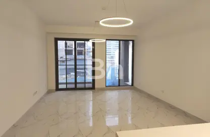 Apartment - 1 Bedroom - 2 Bathrooms for rent in Lumina Vista Residences - Jumeirah Village Circle - Dubai