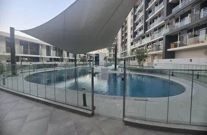 Apartment - 1 Bathroom for sale in The Gate - Masdar City - Abu Dhabi