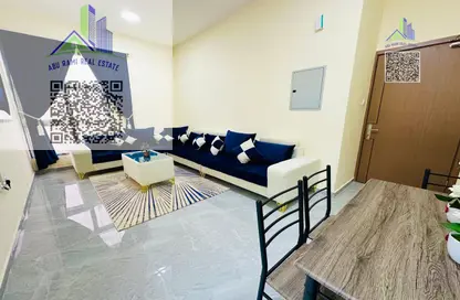 شقة - غرفة نوم - 2 حمامات للايجار في مساكن كورنيش عجمان - طريق كورنيش عجمان - عجمان