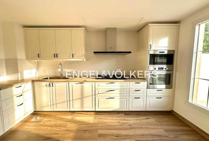 15180102 - Property Image 3