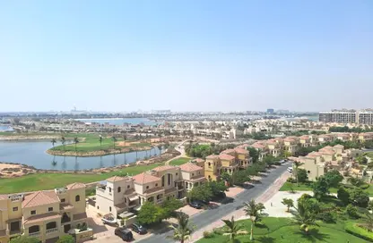 شقة - 2 غرف نوم - 3 حمامات للايجار في رويال بريز 3 - رويال بريز - قرية الحمرا - رأس الخيمة