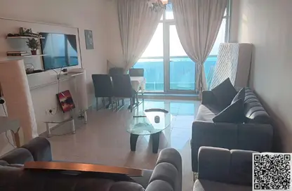 شقة - غرفة نوم - 2 حمامات للايجار في مساكن كورنيش عجمان - طريق كورنيش عجمان - عجمان