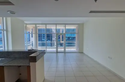 Apartment - Studio - 1 Bathroom for rent in Bay Square Building 9 - Bay Square - Business Bay - Dubai