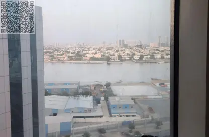 شقة - غرفة نوم - 2 حمامات للايجار في أورينت تاور 1 - أورينت تاور - البستان - عجمان