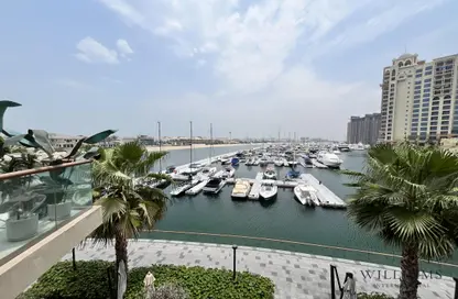 Apartment - Studio - 1 Bathroom for rent in Palm Views West - Palm Views - Palm Jumeirah - Dubai