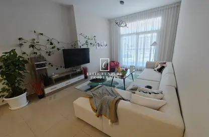 Apartment - 2 Bedrooms - 3 Bathrooms for sale in Siraj Tower - Arjan - Dubai