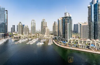 Apartment - 3 Bedrooms - 4 Bathrooms for rent in Marina Tower - Dubai Marina - Dubai