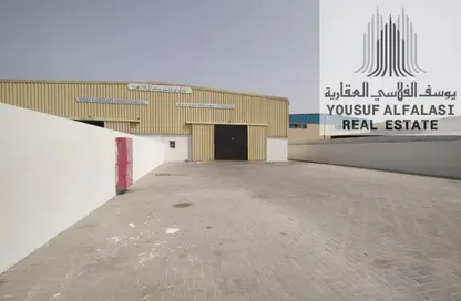 Warehouse - Studio - 4 Bathrooms for rent in Al Sajaa Industrial - Al Sajaa - Sharjah