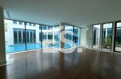 Villa - 4 Bedrooms - 6 Bathrooms for rent in Between Two Bridges - Abu Dhabi