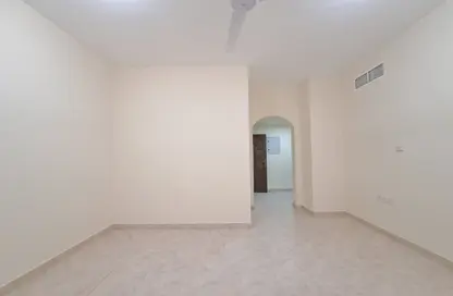 Apartment - 1 Bedroom - 1 Bathroom for rent in Bu Tina - Al Sharq - Sharjah