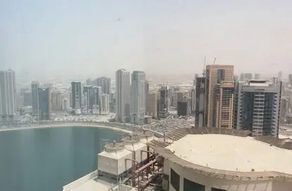 شقة - 2 غرف نوم - 3 حمامات للبيع في الخان - الشارقة