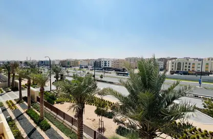 شقة - غرفة نوم - 1 حمام للايجار في أبتاون الزاهية - الزاهية - تجارية مويلح - الشارقة