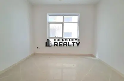 Apartment - 2 Bedrooms - 2 Bathrooms for rent in Al Mamzar Plaza - Al Taawun Street - Al Taawun - Sharjah