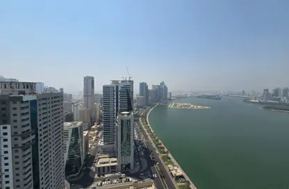 شقة - 2 غرف نوم - 3 حمامات للبيع في برج أمير بو خمسين - المجاز 3 - المجاز - الشارقة