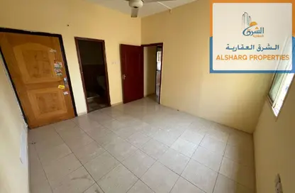شقة - غرفة نوم - 1 حمام للايجار في مساكن كورنيش عجمان - طريق كورنيش عجمان - عجمان
