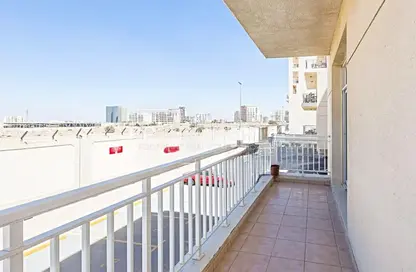 شقة - 2 غرف نوم - 3 حمامات للبيع في 1 مزايا - كيو بوينت - دبي لاند - دبي