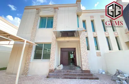 Villa - 5 Bedrooms - 6 Bathrooms for rent in Al Manara - Dubai