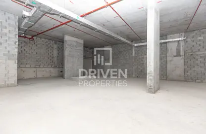 Retail - Studio for rent in Al Muteena - Deira - Dubai