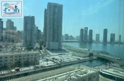 Apartment - 3 Bedrooms - 5 Bathrooms for rent in Al Khan Corniche - Al Khan - Sharjah