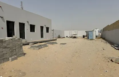 أرض - استوديو للايجار في الصجعة الصناعية - آلصجعه - الشارقة