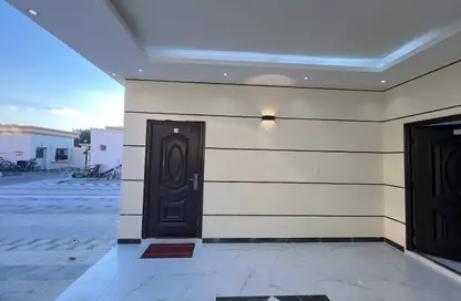 Apartment - Studio - 1 Bathroom for rent in Khalifa City A Villas - Khalifa City A - Khalifa City - Abu Dhabi