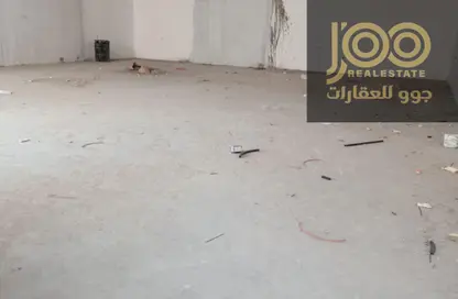 مستودع - استوديو - 1 حمام للايجار في أم الثعوب - أم القيوين