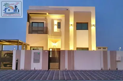 Villa - 4 Bedrooms - 6 Bathrooms for rent in Tilal City A - Tilal City - Sharjah