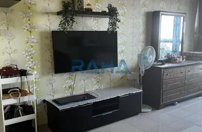 Apartment - Studio - 1 Bathroom for rent in Julphar Residential Tower - Julphar Towers - Al Nakheel - Ras Al Khaimah