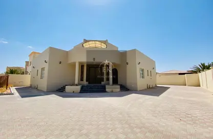 Villa - 3 Bedrooms - 5 Bathrooms for rent in Shaab Al Askar - Zakher - Al Ain
