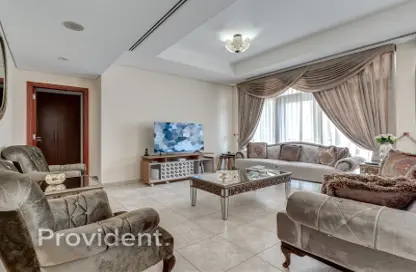 Apartment - 2 Bedrooms - 3 Bathrooms for rent in Emaar Tower B - Emaar Towers - Deira - Dubai