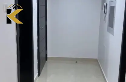 شقة - غرفة نوم - 2 حمامات للبيع في قرية الاميرة - الياسمين - عجمان