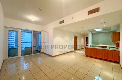 Apartment - 1 Bedroom - 2 Bathrooms for sale in Sulafa Tower - Dubai Marina - Dubai