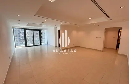 Apartment - 2 Bedrooms - 4 Bathrooms for rent in Al Khan Corniche - Al Khan - Sharjah