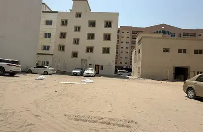 أرض - استوديو للبيع في تجارية مويلح - الشارقة