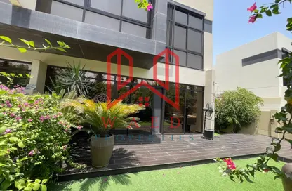Villa - 4 Bedrooms - 5 Bathrooms for rent in Damac Bay 2 - Dubai Harbour - Dubai