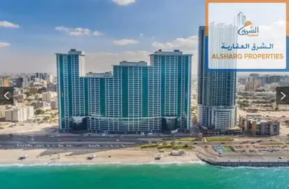 شقة - 2 غرف نوم - 4 حمامات للايجار في مساكن كورنيش عجمان - طريق كورنيش عجمان - عجمان