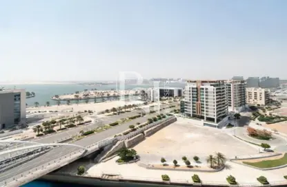 Apartment - 2 Bedrooms - 4 Bathrooms for rent in The View - Al Raha Beach - Abu Dhabi