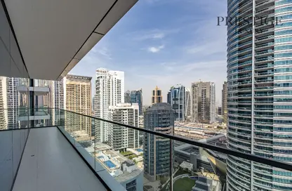Apartment - 2 Bedrooms - 3 Bathrooms for sale in Vida Residences Dubai Marina - Dubai Marina - Dubai