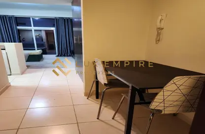 Apartment - Studio - 1 Bathroom for rent in Royal Residence 1 - Royal Residence - Dubai Sports City - Dubai