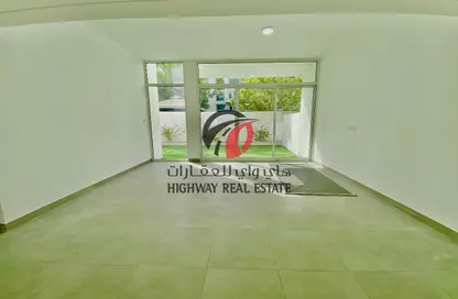Villa - 3 Bedrooms - 3 Bathrooms for rent in Arabella Townhouses 1 - Arabella Townhouses - Mudon - Dubai