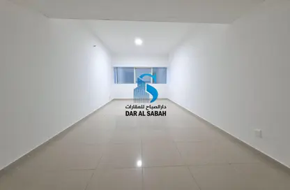Apartment - Studio - 1 Bathroom for rent in Al Nahda Complex - Al Nahda - Sharjah