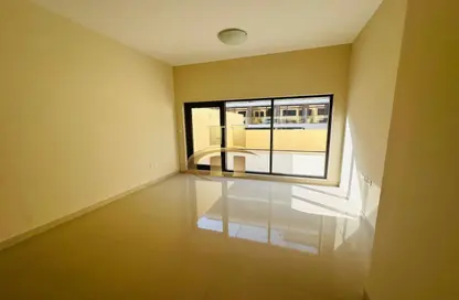 Villa - 3 Bedrooms - 5 Bathrooms for rent in District 13 - Jumeirah Village Circle - Dubai