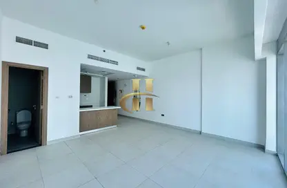 شقة - غرفة نوم - 2 حمامات للايجار في مونت روز ريزيدنس B - مونت روز - حديقة دبي العلميه - دبي