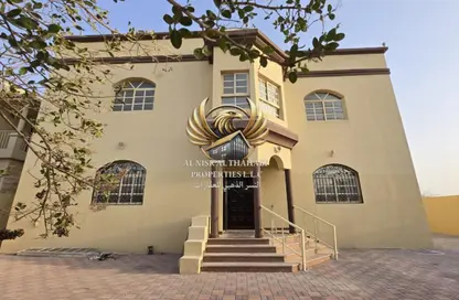Duplex - 5 Bedrooms - 6 Bathrooms for rent in Al Qusaidat - Ras Al Khaimah