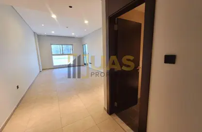 Apartment - 3 Bedrooms - 5 Bathrooms for rent in Mankhool - Bur Dubai - Dubai